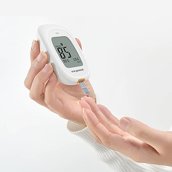  Máy đo đường huyết cao cấp Yuwell 582
